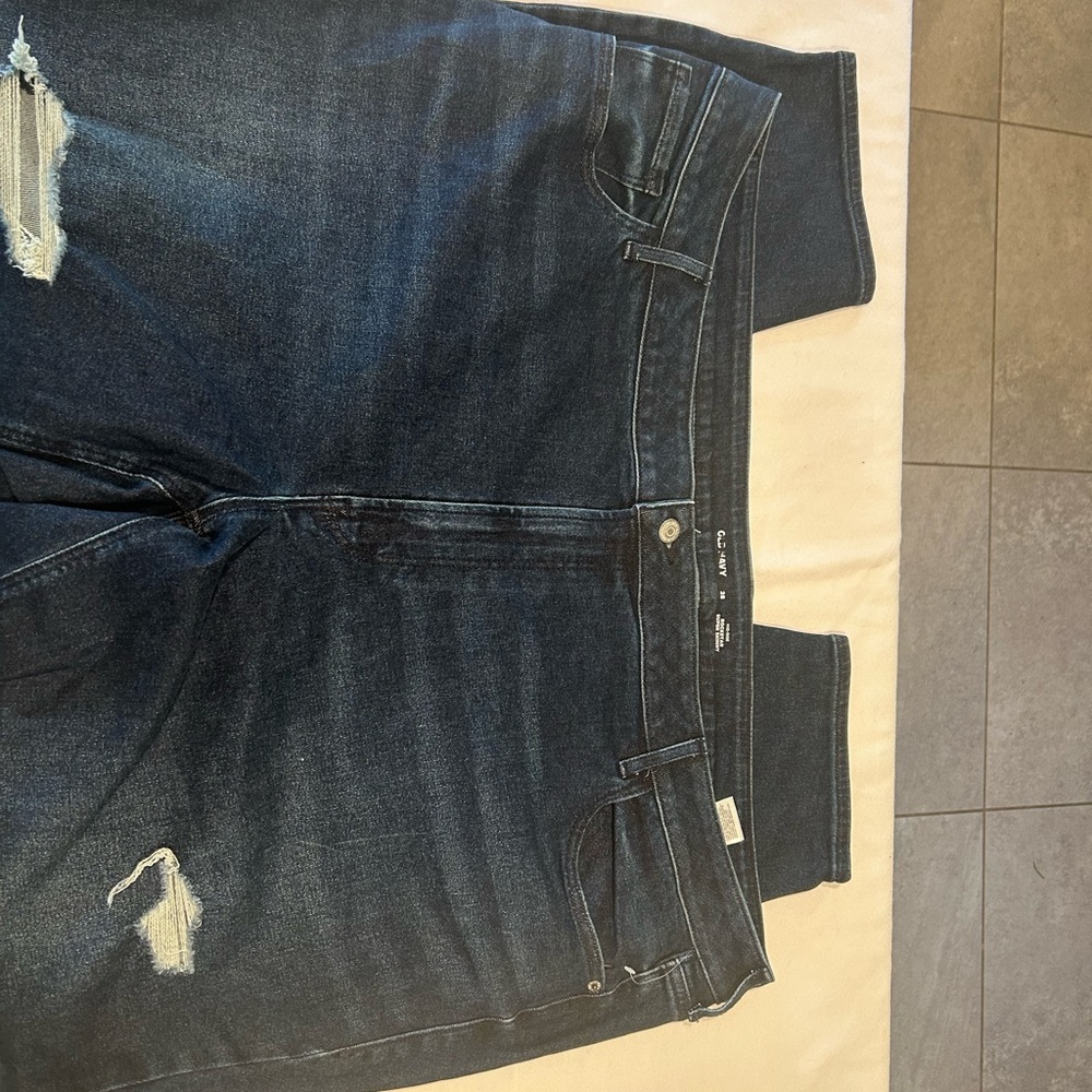 Old Navy Mid Rise Dark Blue Super Skinny Rockstar Jeans Size Plus 28. NWOT.